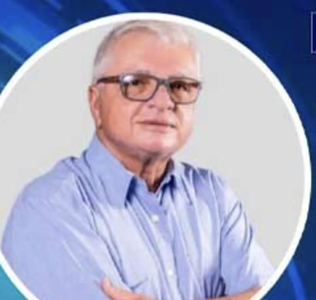 A Associação Baiana de Imprensa (ABI) divulgou neste domingo (30) uma nota de pesar pela morte do jornalista, radialista e desportista José Maria Almeida de Santana, conhecido também como Joseph Marie. Ele morreu em sua residência, em Ilhéus.